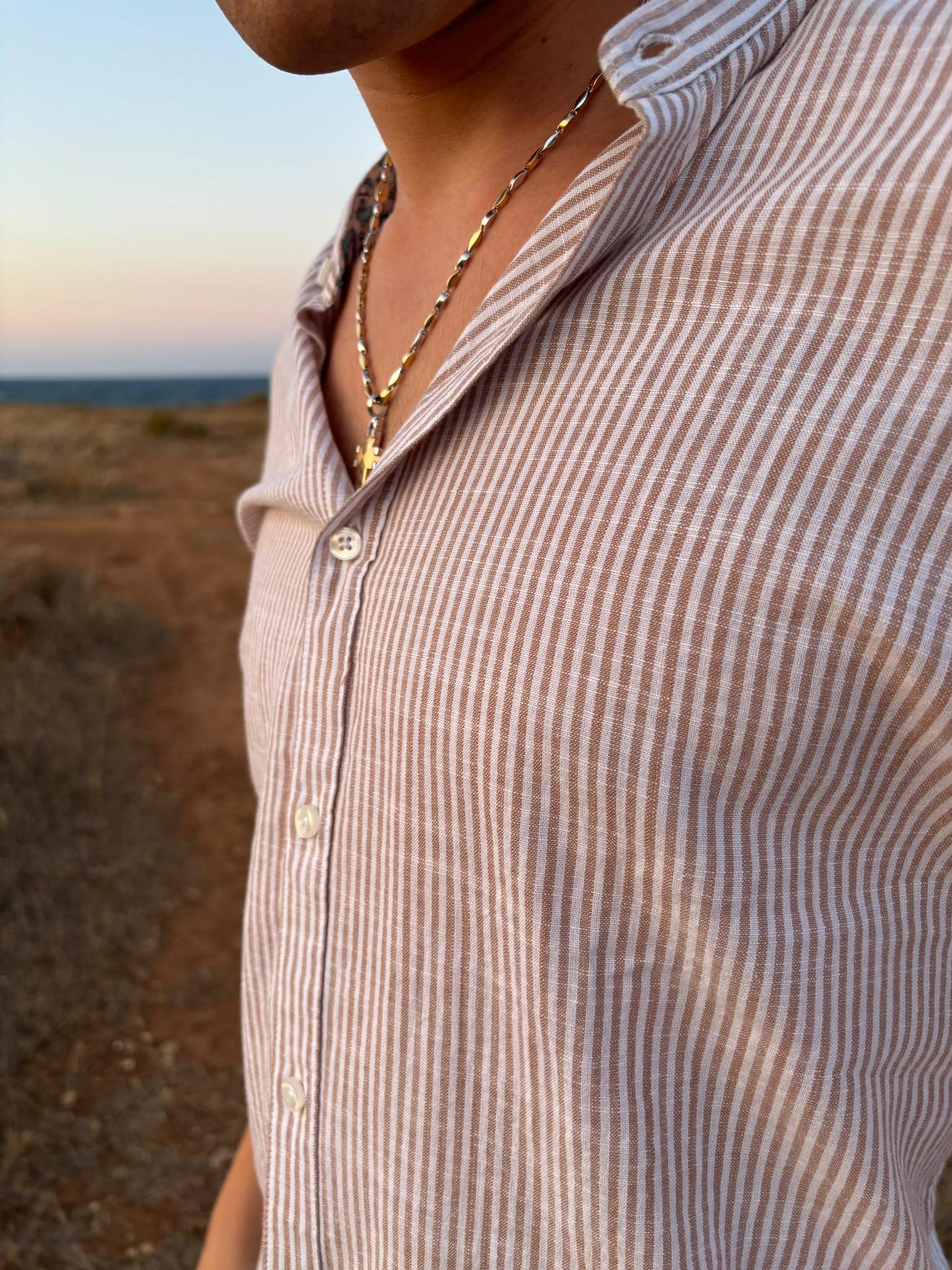 Camicia a Maniche Lunghe Rigata Beige - Old Money Style